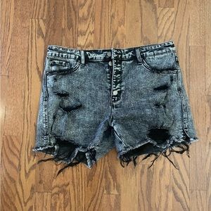 Petra 153 Black Distressed Shorts